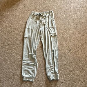 Hippie Love size medium sweatpants